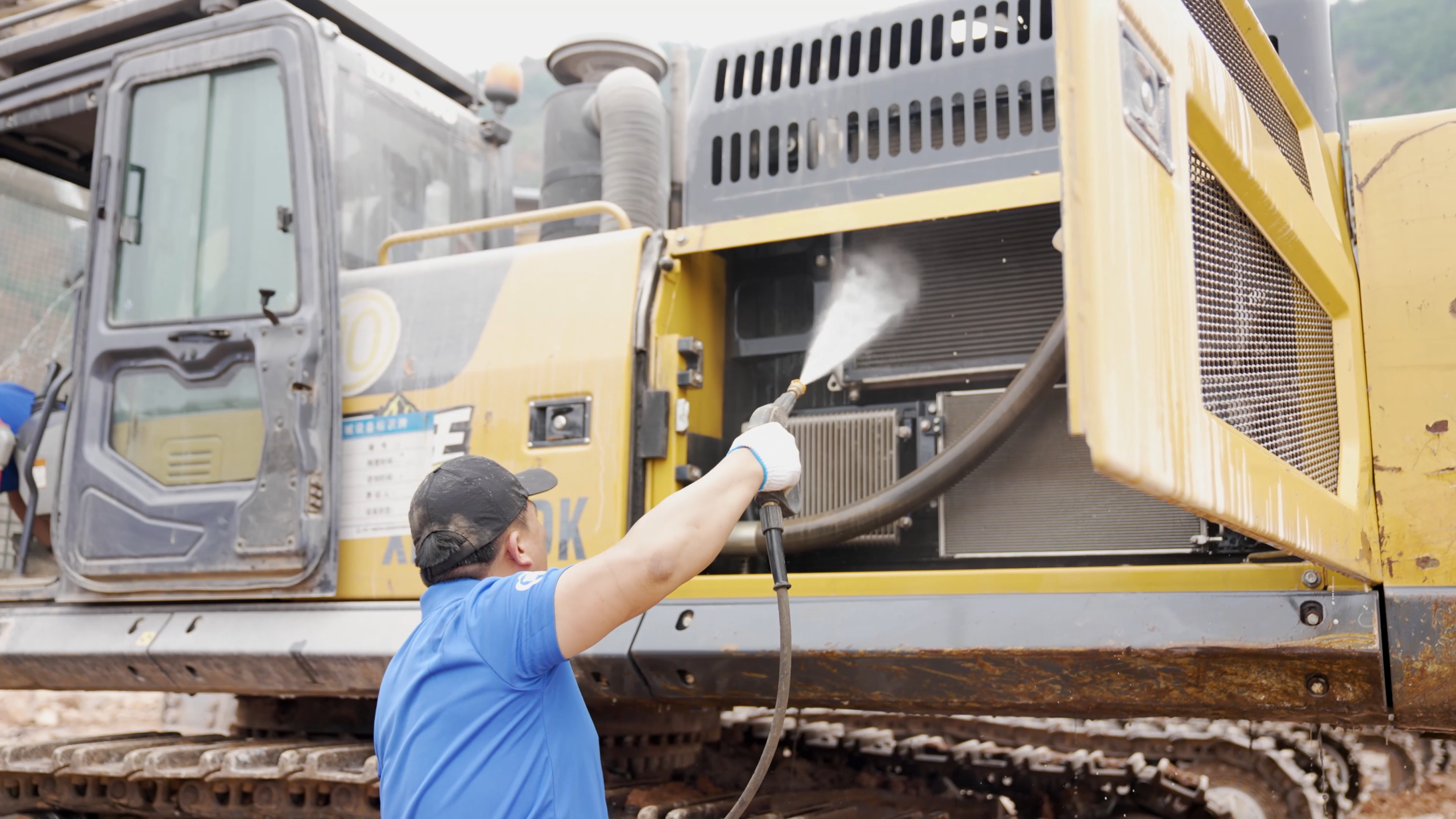 不負(fù)當(dāng)“夏”——致敬每一份高溫下的堅(jiān)守