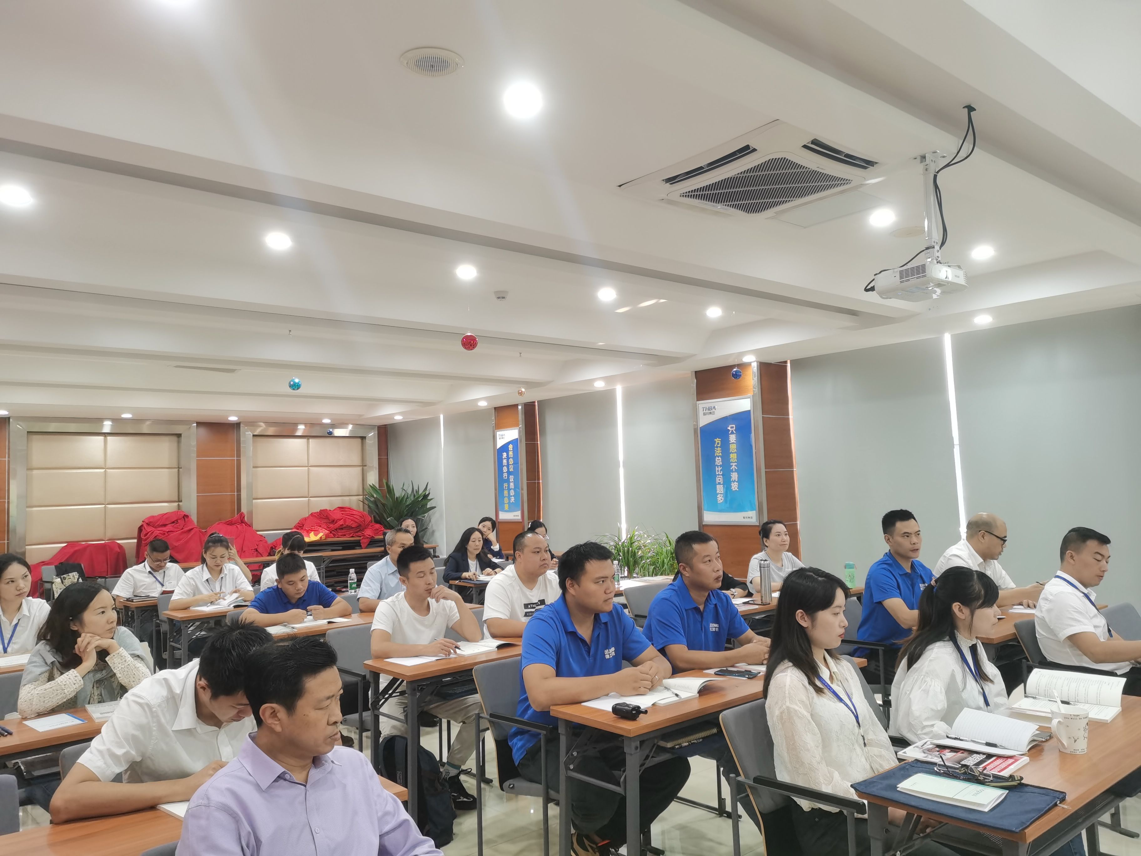 提升職業(yè)技能 強化學習賦能——智邦集團開展高級客戶服務管理師培訓