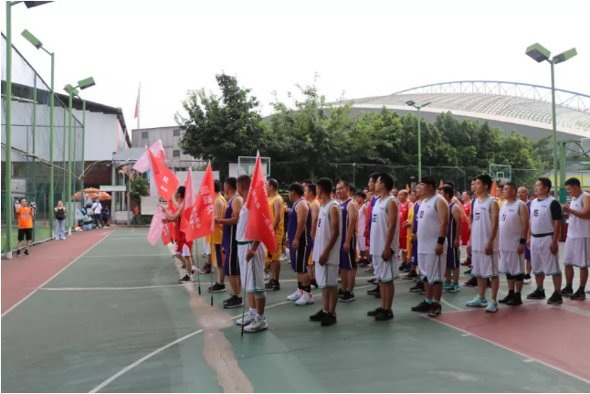 迎籃而上，挑戰(zhàn)自我