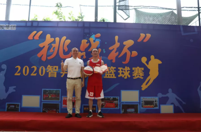 迎籃而上，挑戰(zhàn)自我